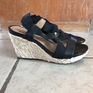 Kenneth Cole Wedge Sz 8